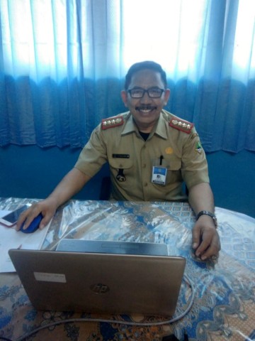 Drs. Ir. H. Hadiyanto, M.Ak